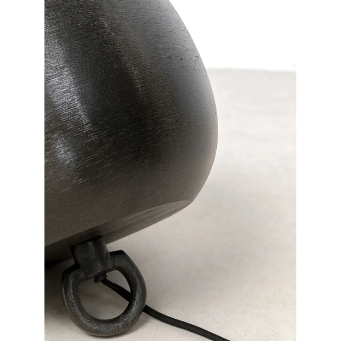 Lampe De Sol Apollon Smooth Noir O28Cm