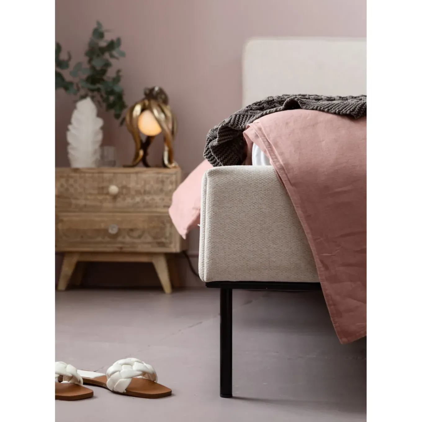 Lit East Side Beige 160X200Cm