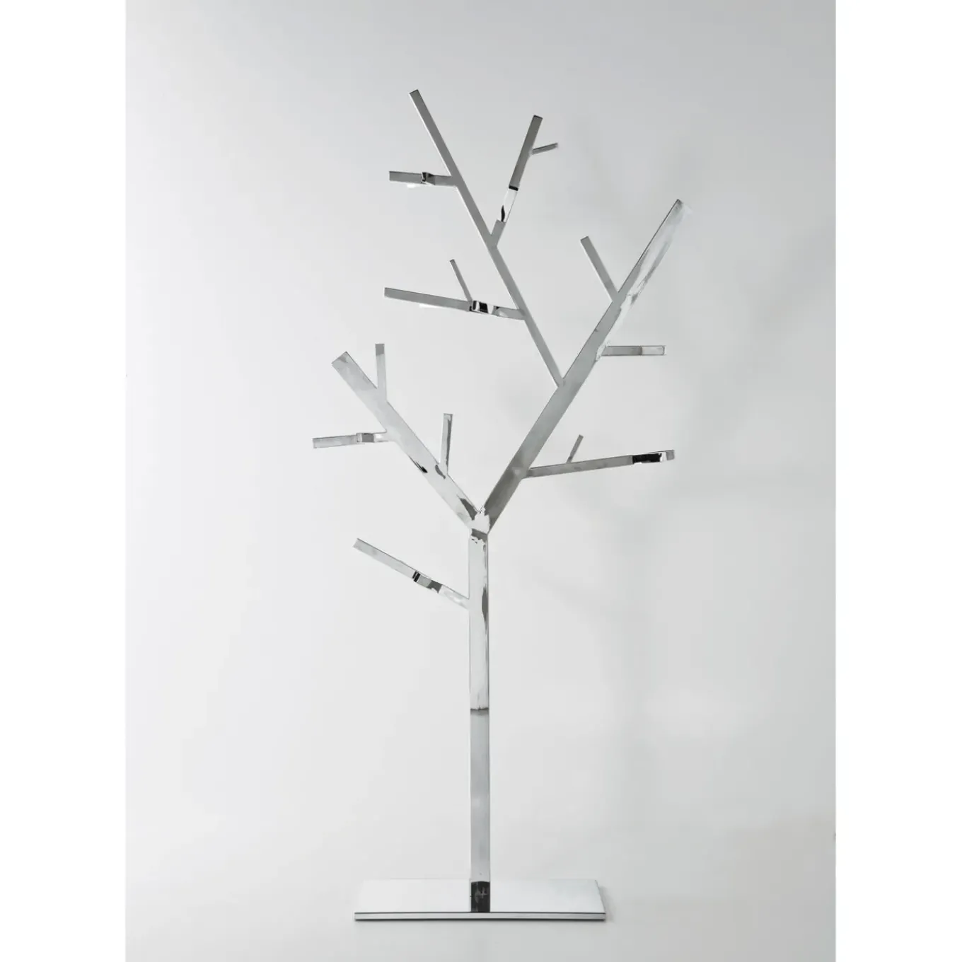 Portemanteau Technical Tree Chrome