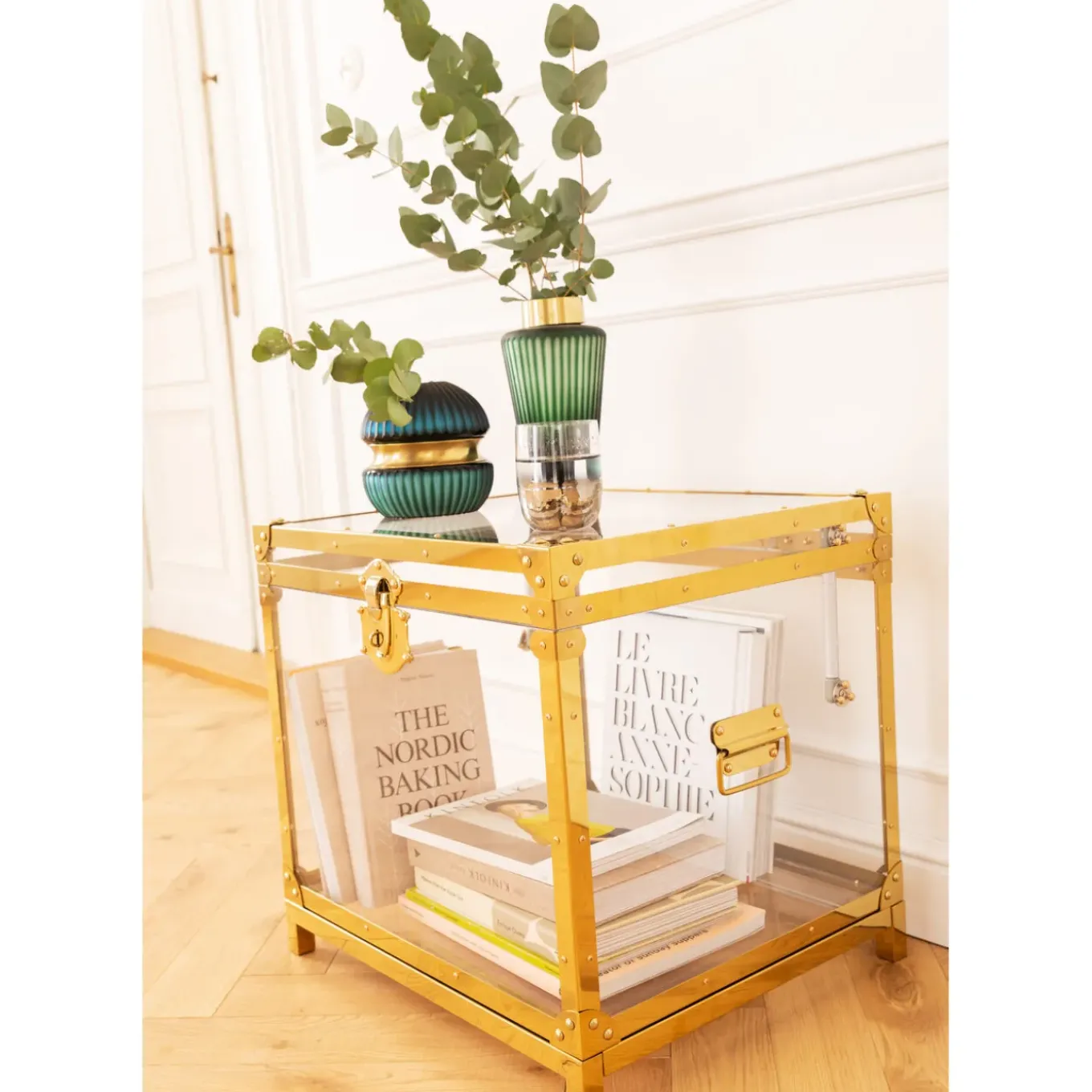 Table D Appoint Trunk Storage Gala